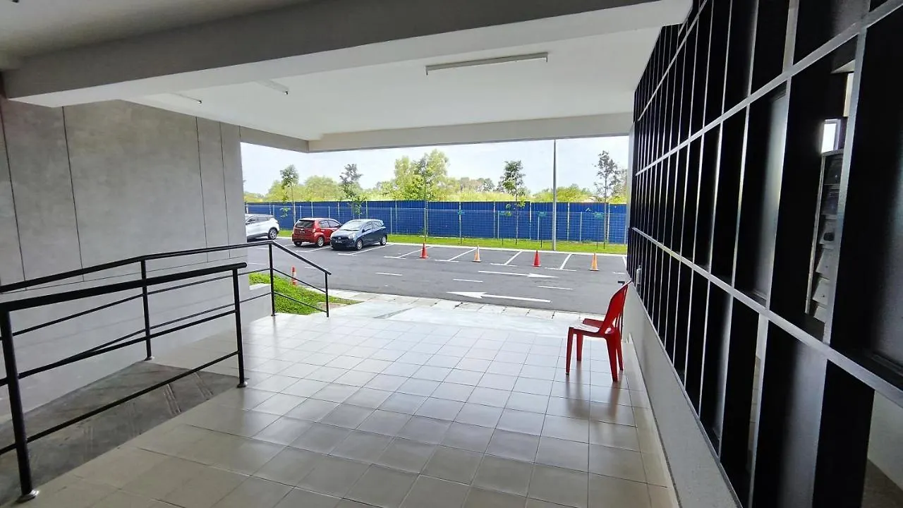 Apartment Home Stay Two Rooms Near Klia Sepang